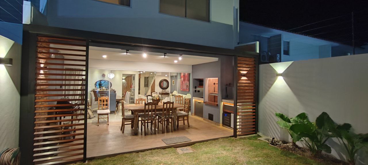 CHURRASQUERA CLARA FERNANDEZ