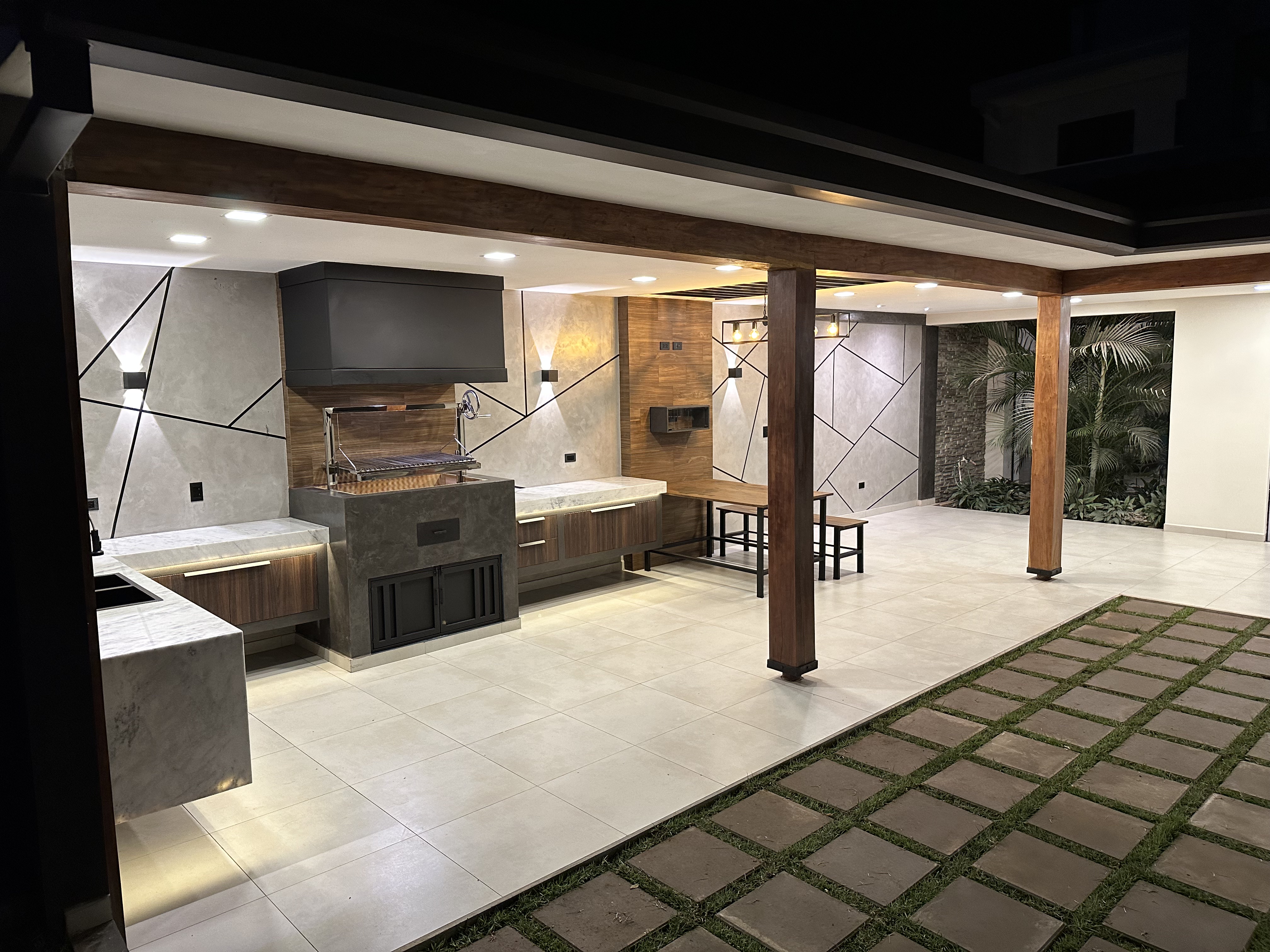 CHURRASQUERA R.VACA - imagen