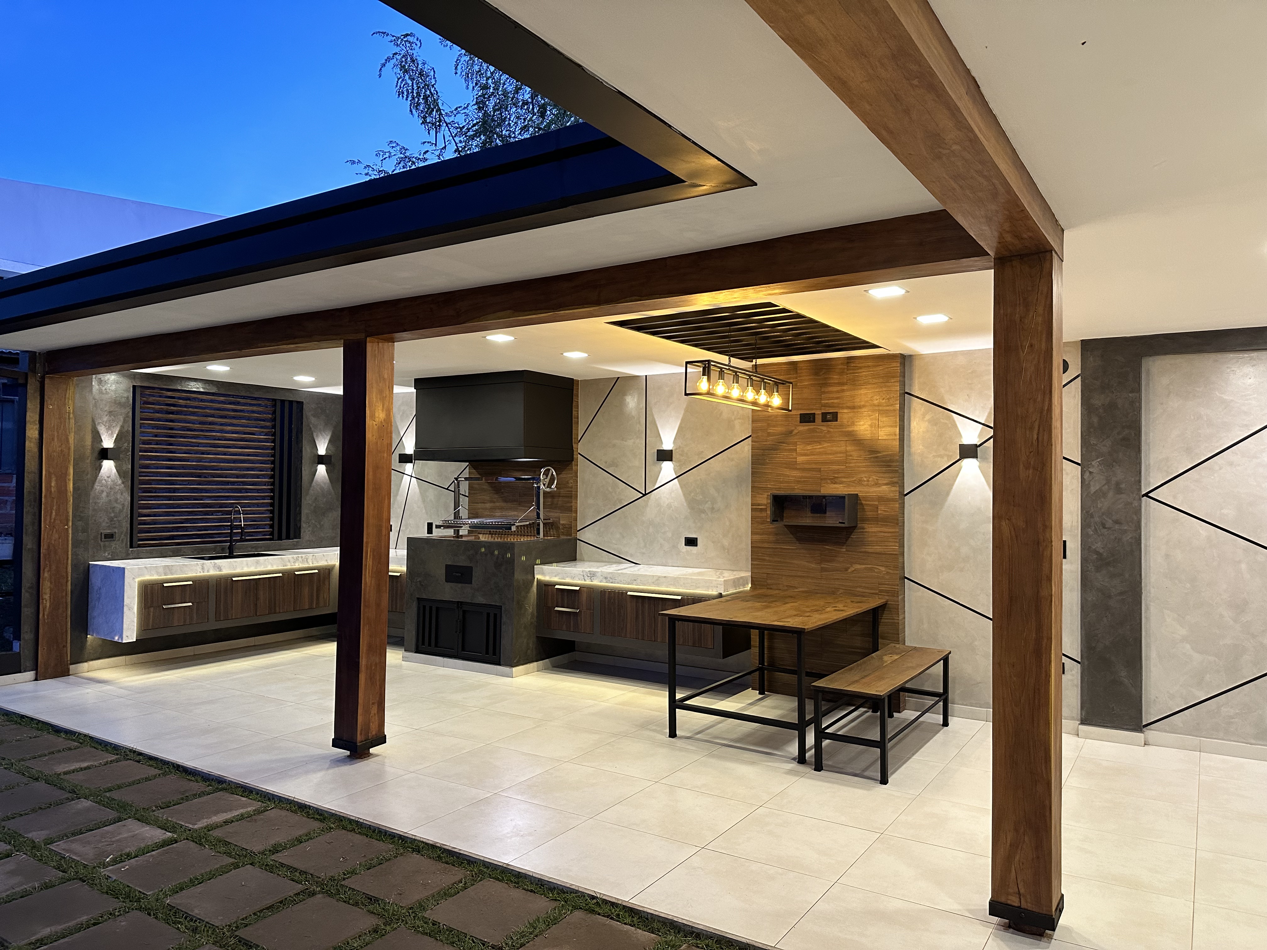 CHURRASQUERA R.VACA - imagen