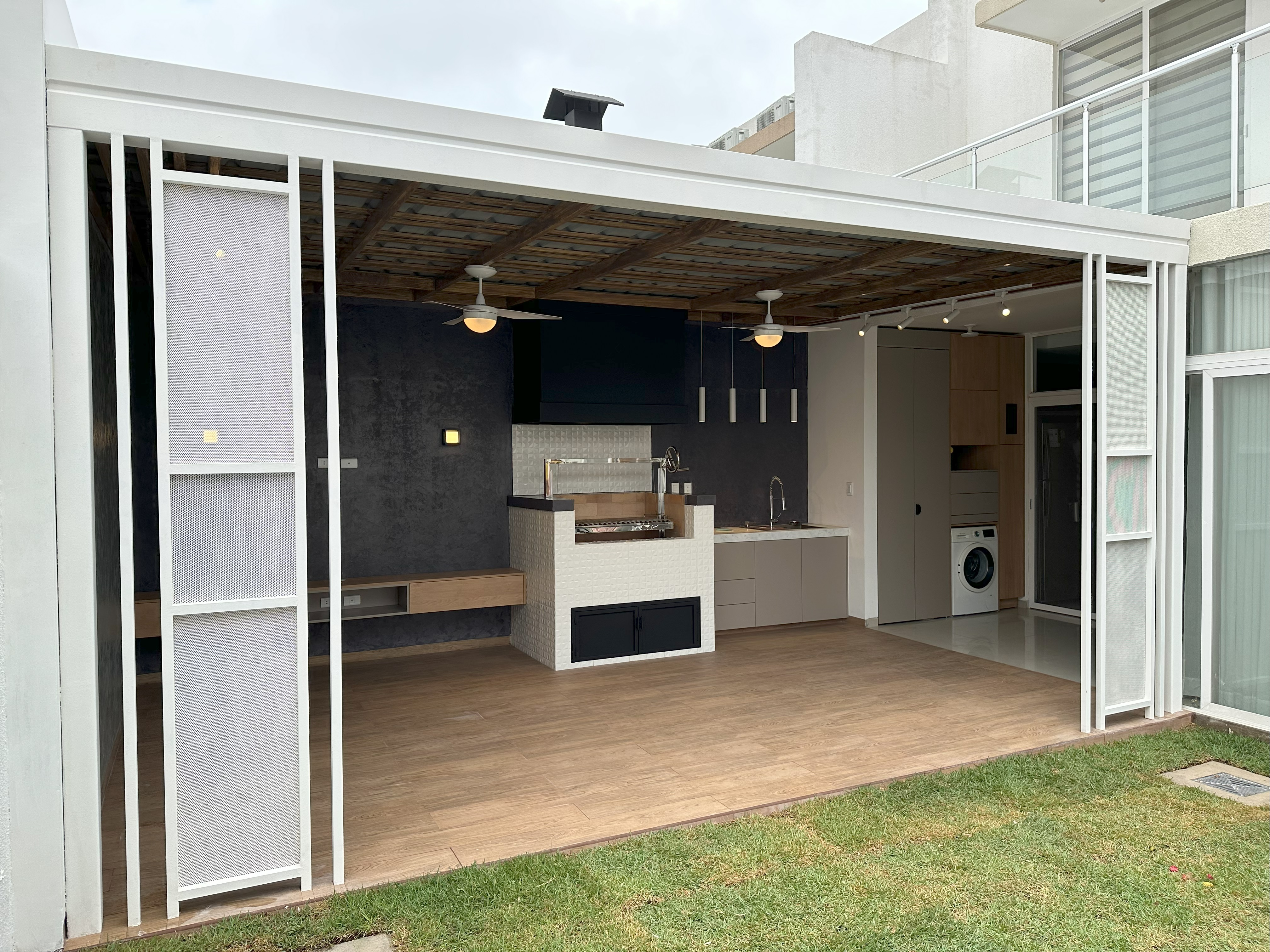 CHURRASQUERA A. VIVEROS