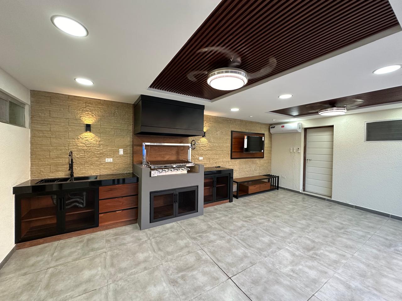 CHURRASQUERA J. PINTO - imagen