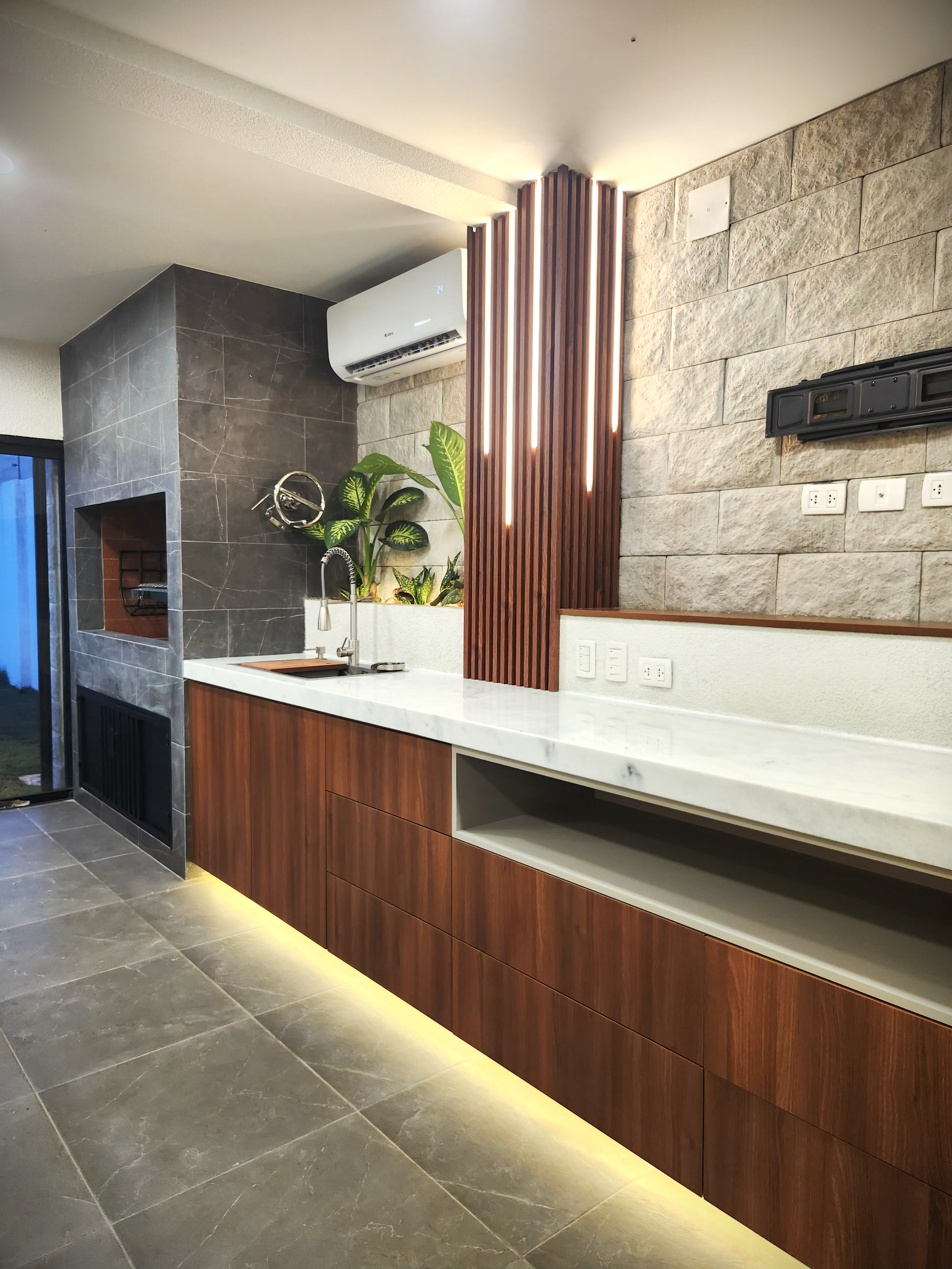 CHURRASQUERA B. CHUMACERO - imagen